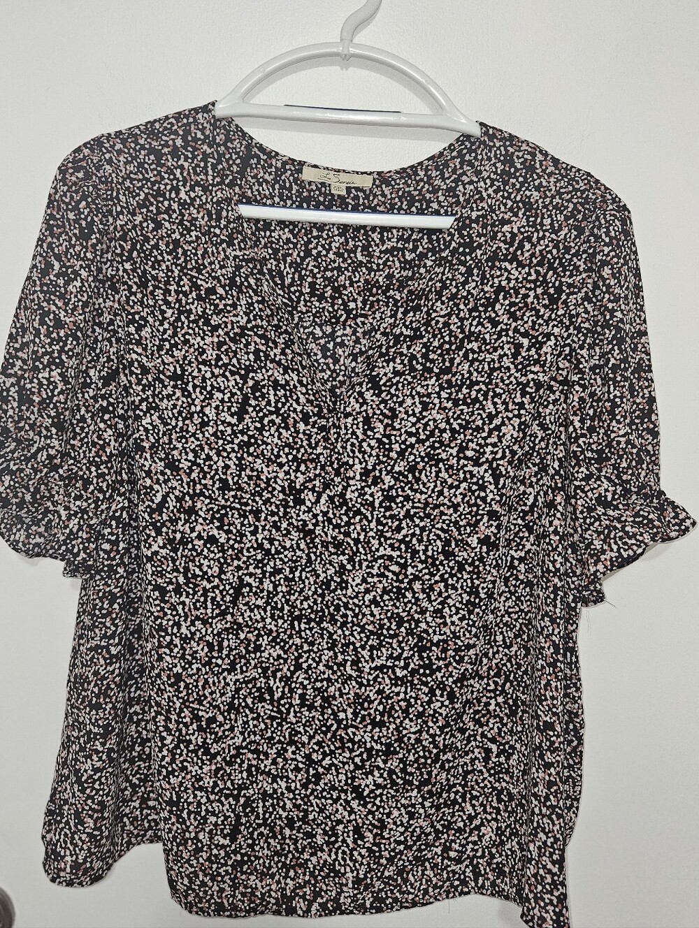 Les Serein‎ Black and Pink Printed Women's V-Neck Blouse Size XXL